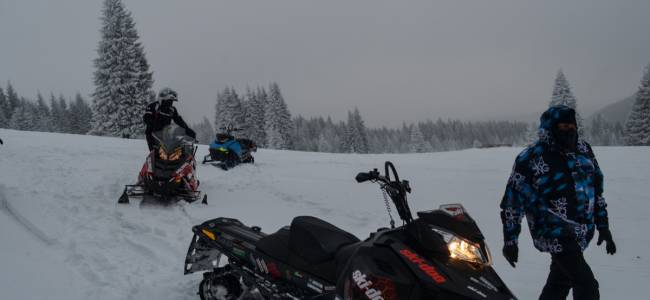 Motoros hószántúra a Madarasi Hargitán – Téli kaland Székelyföld szívében