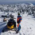 Motoros hószántúra a Hargitán