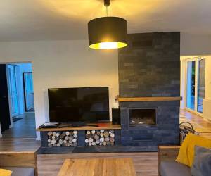 Flow House, photo 5 of 17