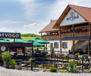 Kotyogó Panzió & Étterem