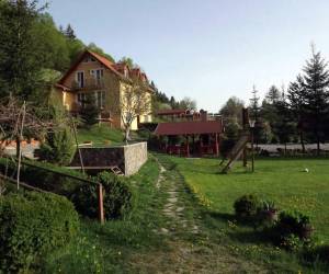 Hétvezér Panzió és Kulcsosházak, photo 2 of 37