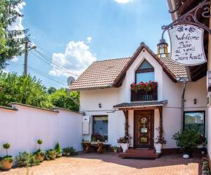 Panorama Guesthouse, photo 3 of 21