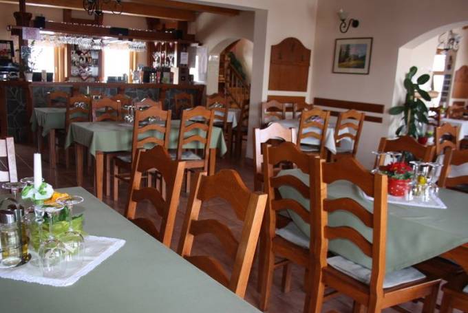 Kárpátia Panzió és Étterem