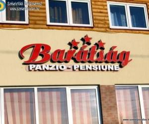 Barátság Panzió & Étterem – Gyergyóditró, photo 2 of 18