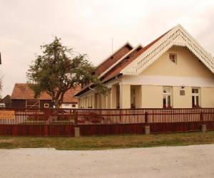 Borsika Panzió, photo 2 of 14