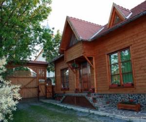 Borostyán Panzió, photo 4 of 19