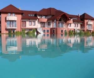 Sanderson Apartments
