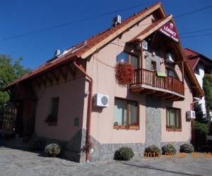 Lőrincz Panzió (Szováta), photo 2 of 48