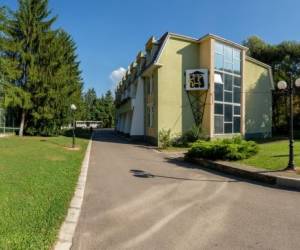 Education Center Árkos, photo 5 of 27