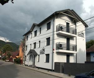Király Apartments