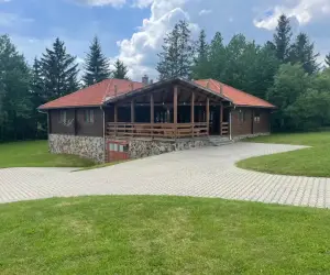 Honor Villa Kulcsosház