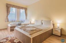 Szoba kétszemélyes ággyal – Saját fürdőszobával, privát szaunával