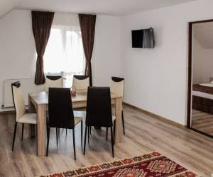 1. számú apartman (2 hálószoba, konyha, 2 fürdőszoba)