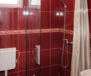 1. számú apartman (2 hálószoba, konyha, 2 fürdőszoba)