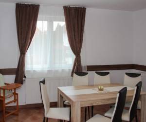 1. számú apartman (2 hálószoba, konyha, 2 fürdőszoba)