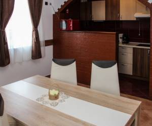 1. számú apartman (2 hálószoba, konyha, 2 fürdőszoba)