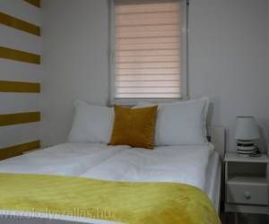 Kétágyas szoba