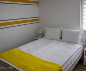 Kétágyas szoba