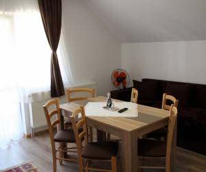 3. számú apartman (2 hálószoba, konyha, 1 fürdőszoba)
