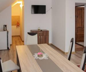 4. számú apartman (2 hálószoba, konyha, 1 fürdőszoba)
