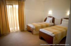 Standard háromágyas szoba