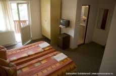 Standard háromágyas szoba