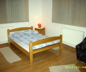 Háromágyas szoba