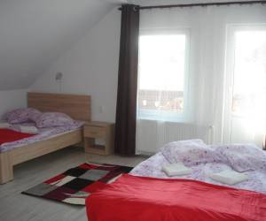 Franciaágyas + 2 személyes kanapé