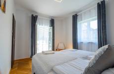 Cedrus szoba – teraszkapcsolatos, világos pihenőtér