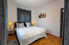 Cedrus szoba – teraszkapcsolatos, világos pihenőtér