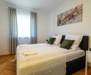 Larix szoba – kényelmes pihenés okos TV-vel