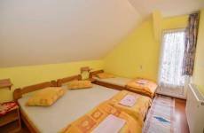 Kétágyas (+ 1 pótágy)