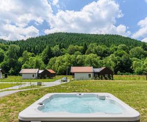 Villa – skandináv stílusú erdei pihenőház