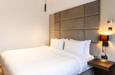 Villa jakuzzival – privát wellnessélmény az erdő szélén