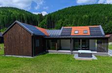 Villa jakuzzival – privát wellnessélmény az erdő szélén