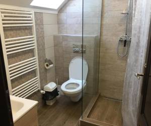Két hálószobás apartman – Tágas, földszinti lakrész privát szaunával