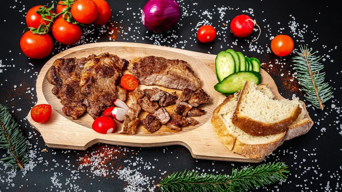 Sült mangalicahúsok helyi tálalásban